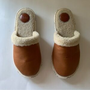Chloe Woody Shearling Leather Logo Mule Slipper Slides, Cream / Tan, 37